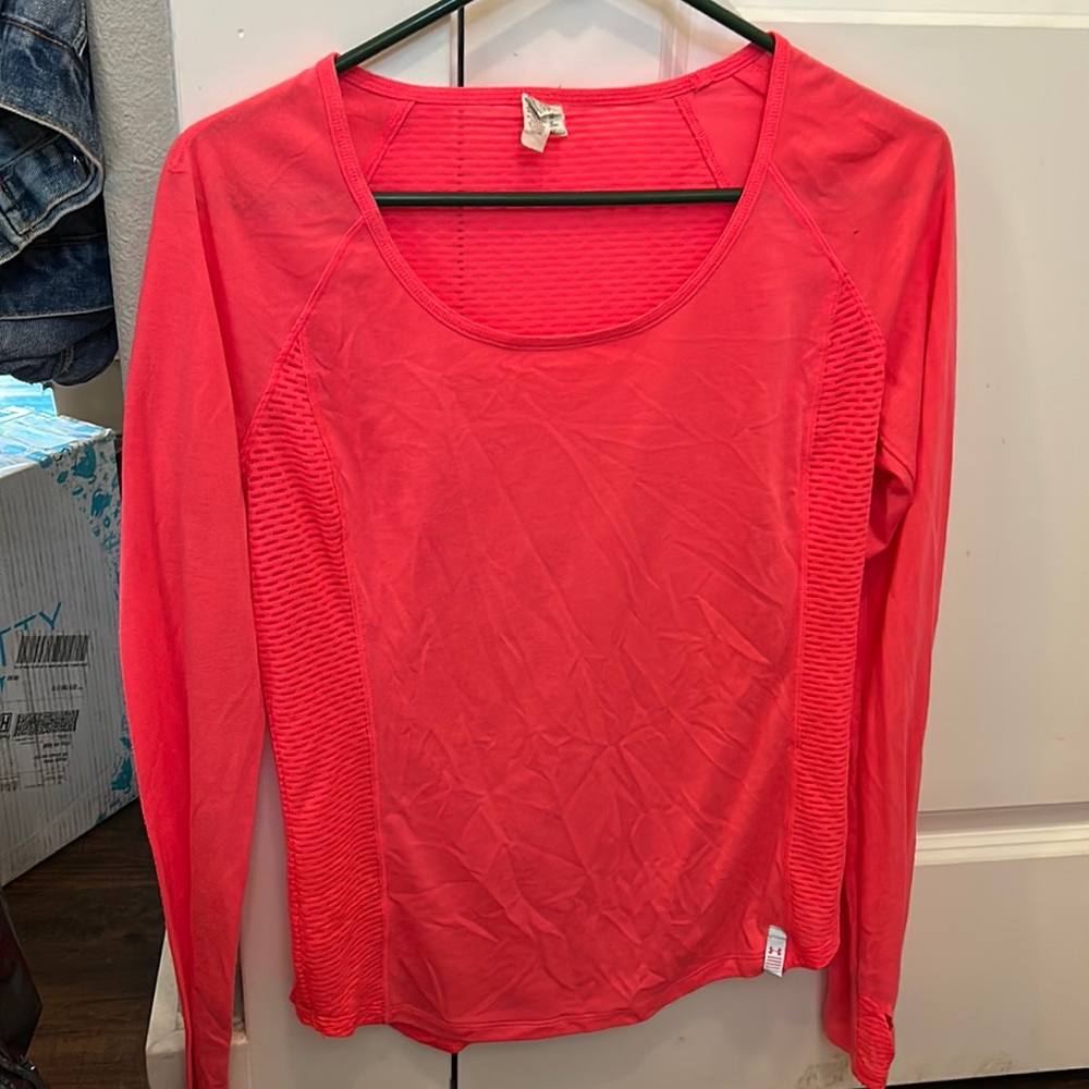 Long sleeve active wear